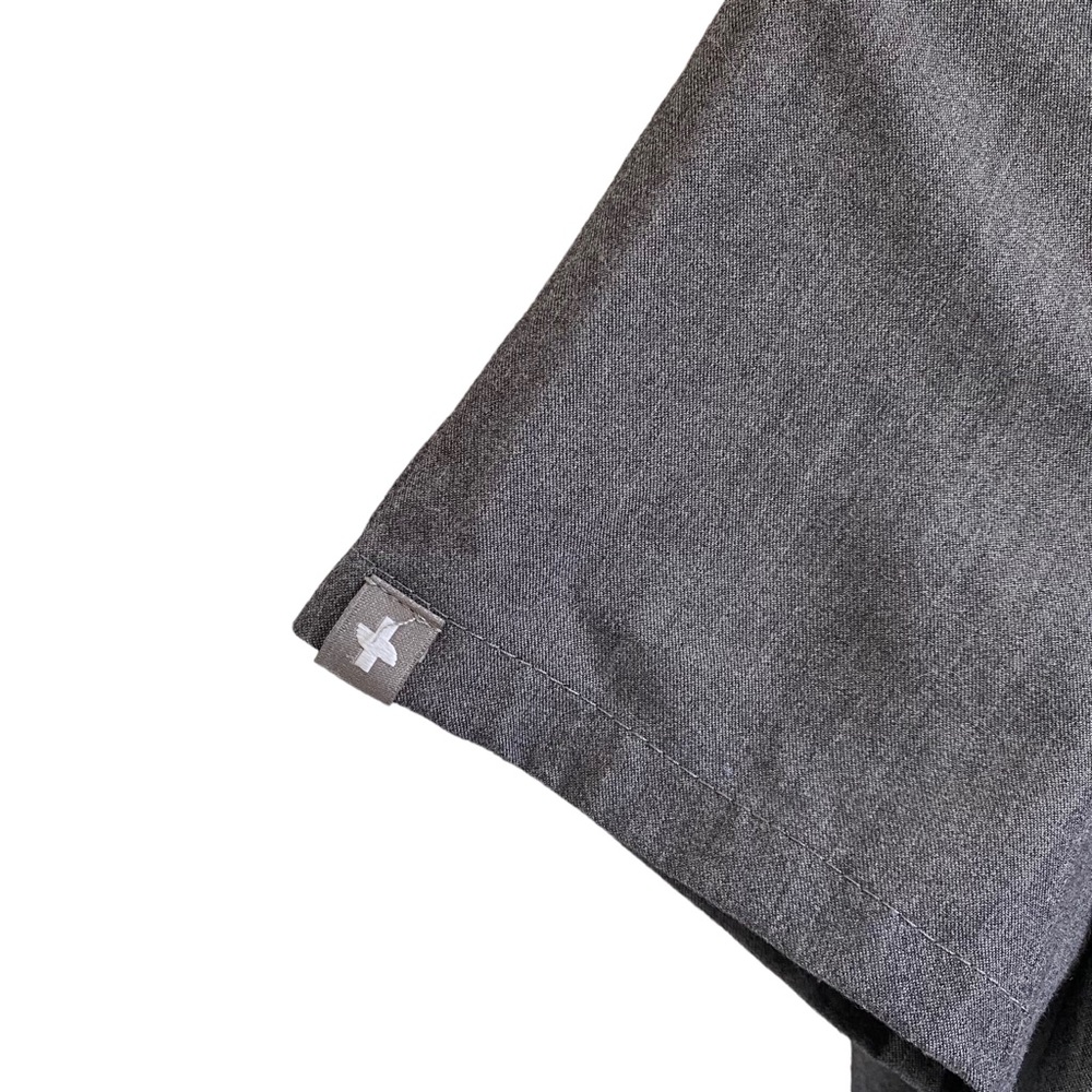FIGS Catarina One Pocket Scrub Top XXS graphite grey - Picture 8 of 10
